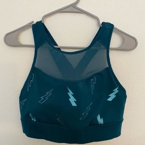 Size L old navy sports bra